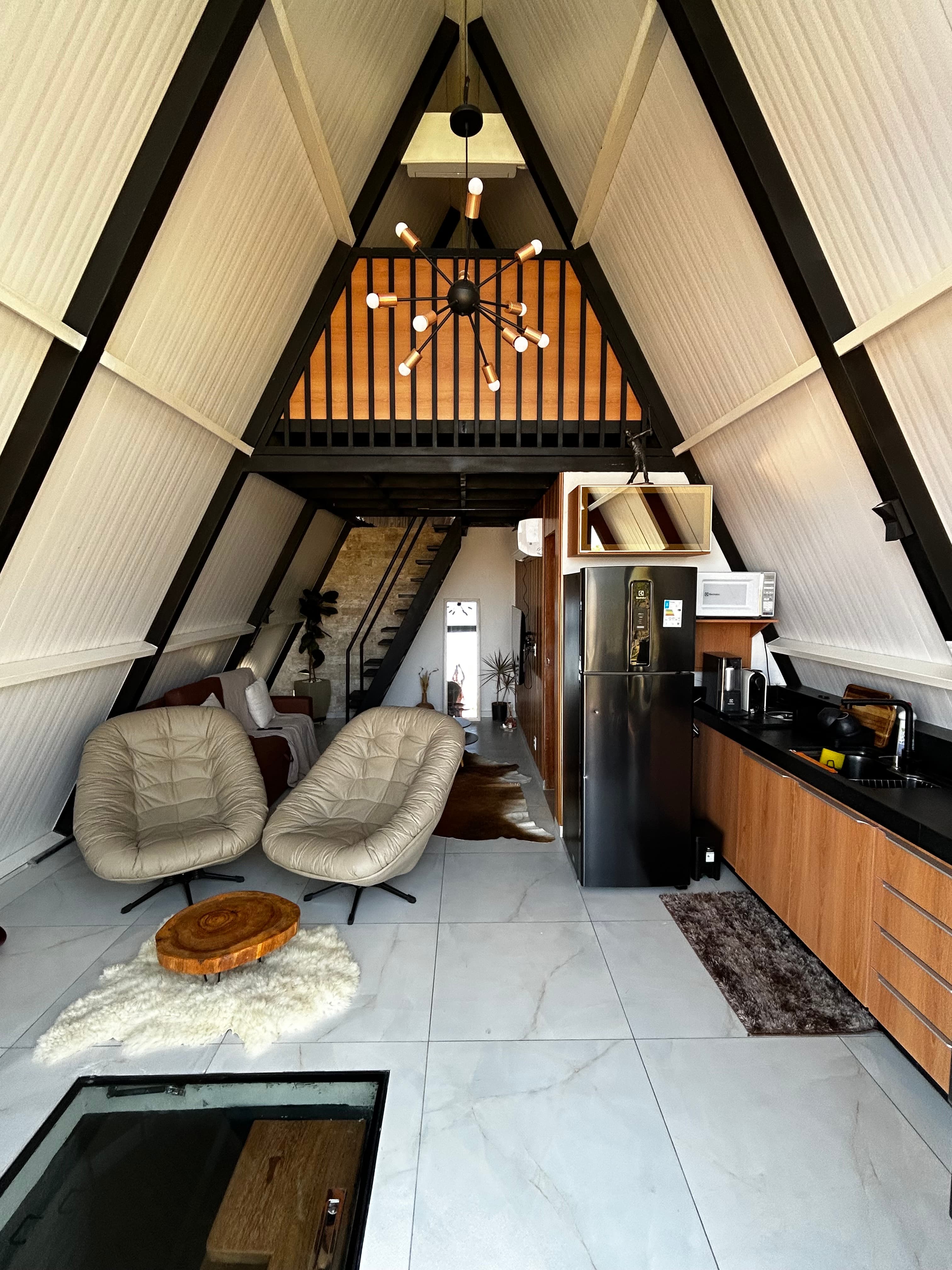 Sala de estar e tv - Imagem 3