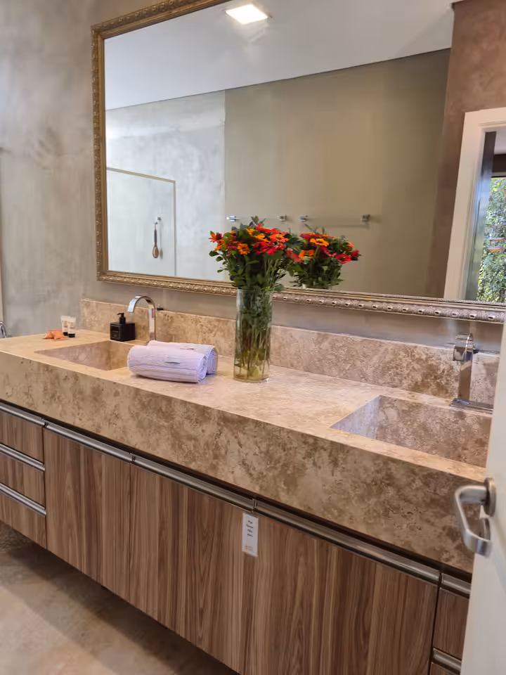 Banheiro 1 - Imagem 3